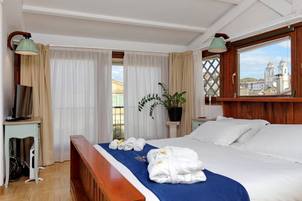 Frattina Family Romantic Superior Suite Εξωτερικό φωτογραφία