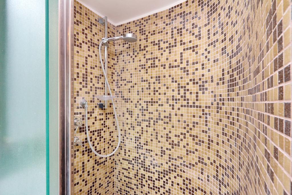 Frattina Family Romantic Superior Suite Εξωτερικό φωτογραφία