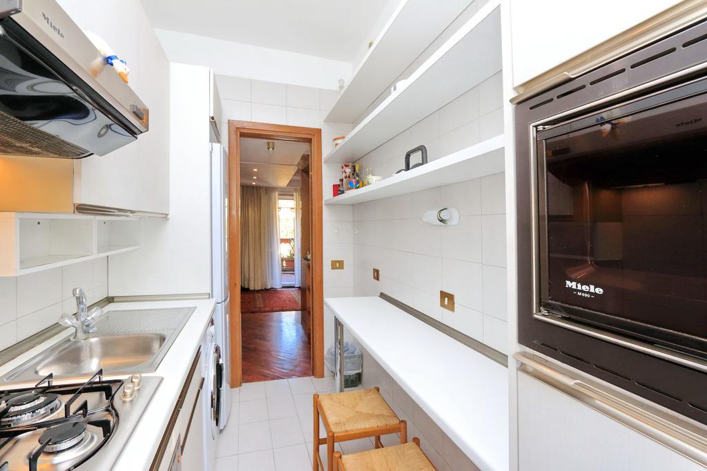 Frattina Family Romantic Superior Suite Εξωτερικό φωτογραφία
